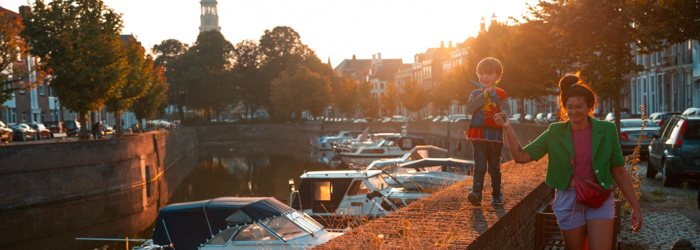 Een heerlijke stadswandeling door Middelburg. Hier met een lekker najaarszonnetje eind september.