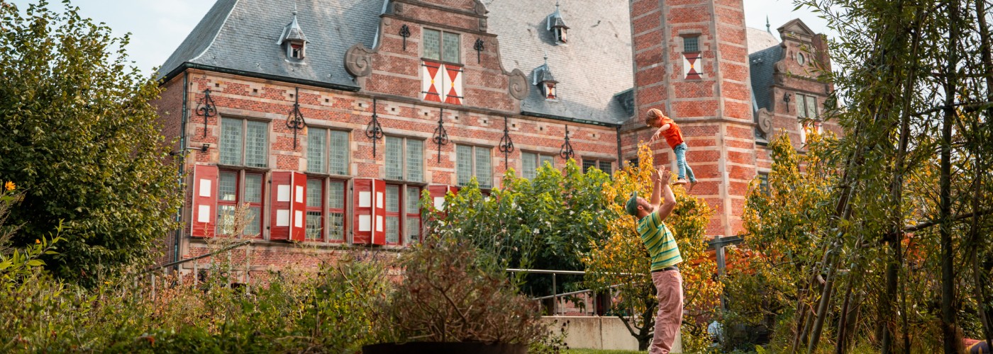 Stedentrippen met kinderen kan ontzettend leuk zijn. Zoals bijvoorbeeld een weekendje naar Middelburg, de hoofdstad van Zeeland