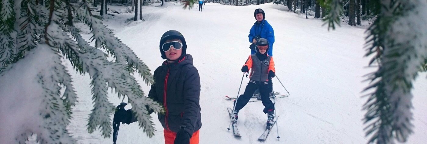 Wees tevreden hoed Neem de telefoon op Een goedkope wintersport met kinderen, kan dat?