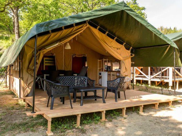 Glamptent op camping Rammelbeek