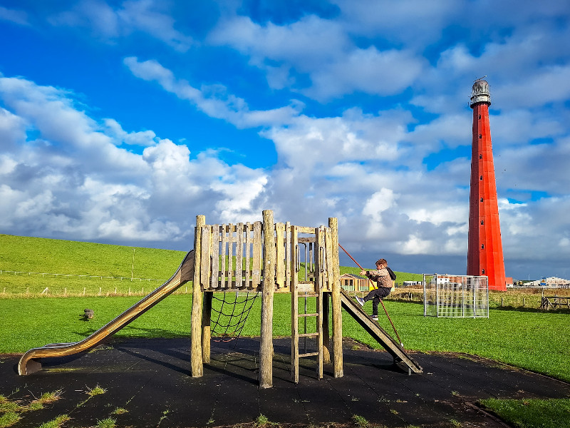 Spelen bij de vuurtoren - Kop van Noord Holland