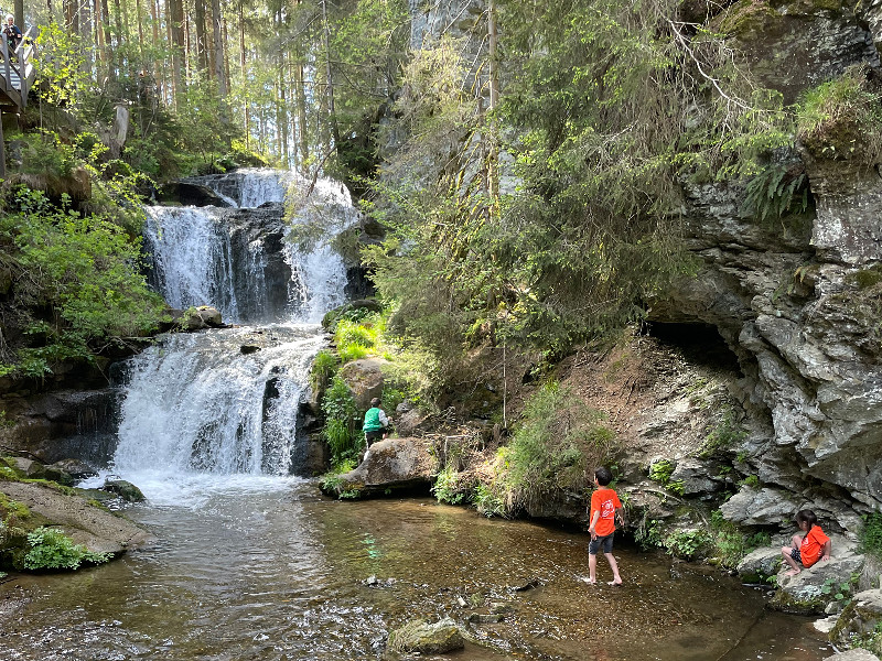 De Kaskadenwasserfall in Murau