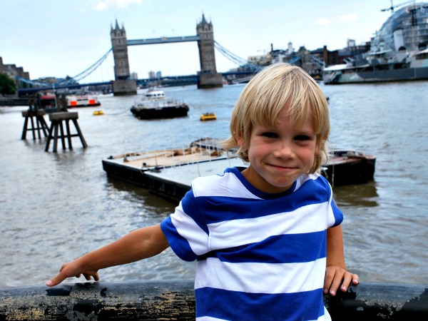 In Londen bij de Tower Bridge