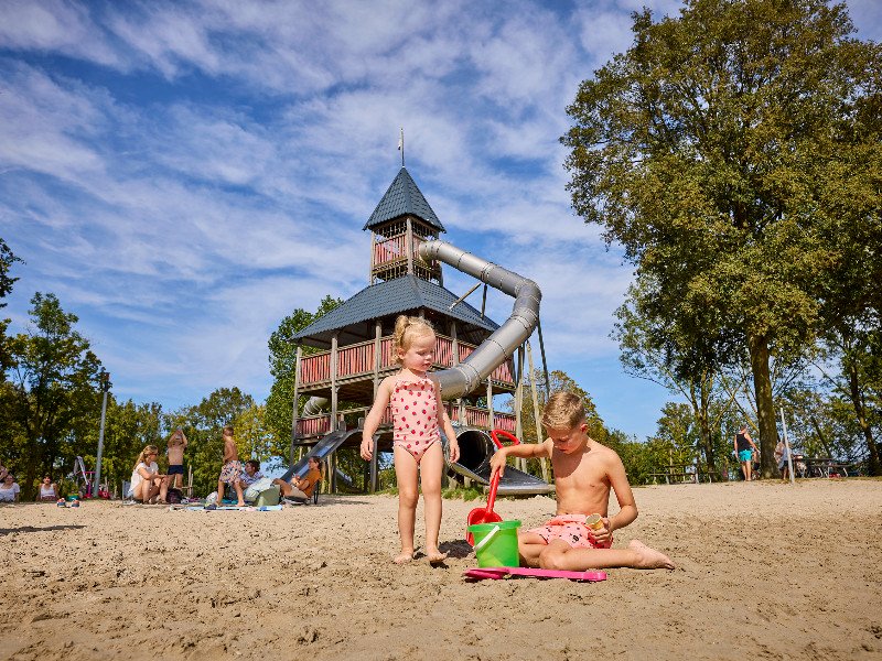 Het speelstrand bij de Leistert