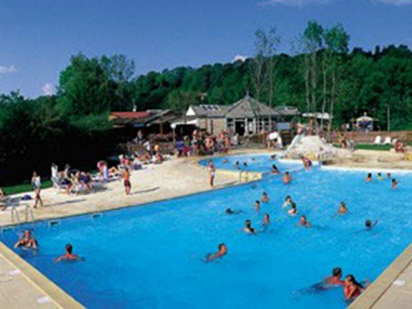 Zwembad camping le Fayolan